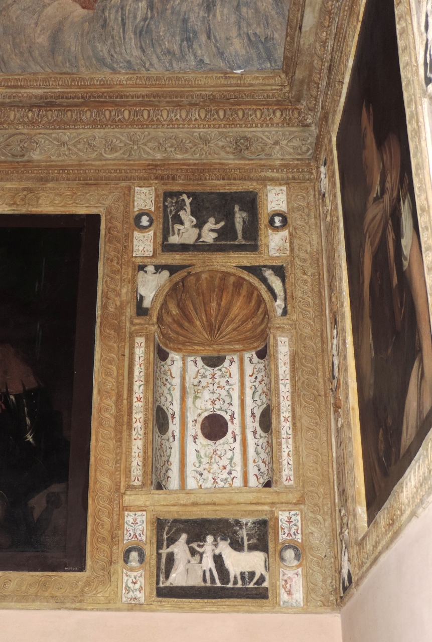 Sacrificio pagano (decorazione plastico-pittorica) di Giulio Romano, Anselmo Guazzi (attribuito), Andrea Conti (attribuito), Conti Biagio (attribuito) (secondo quarto sec. XVI)
