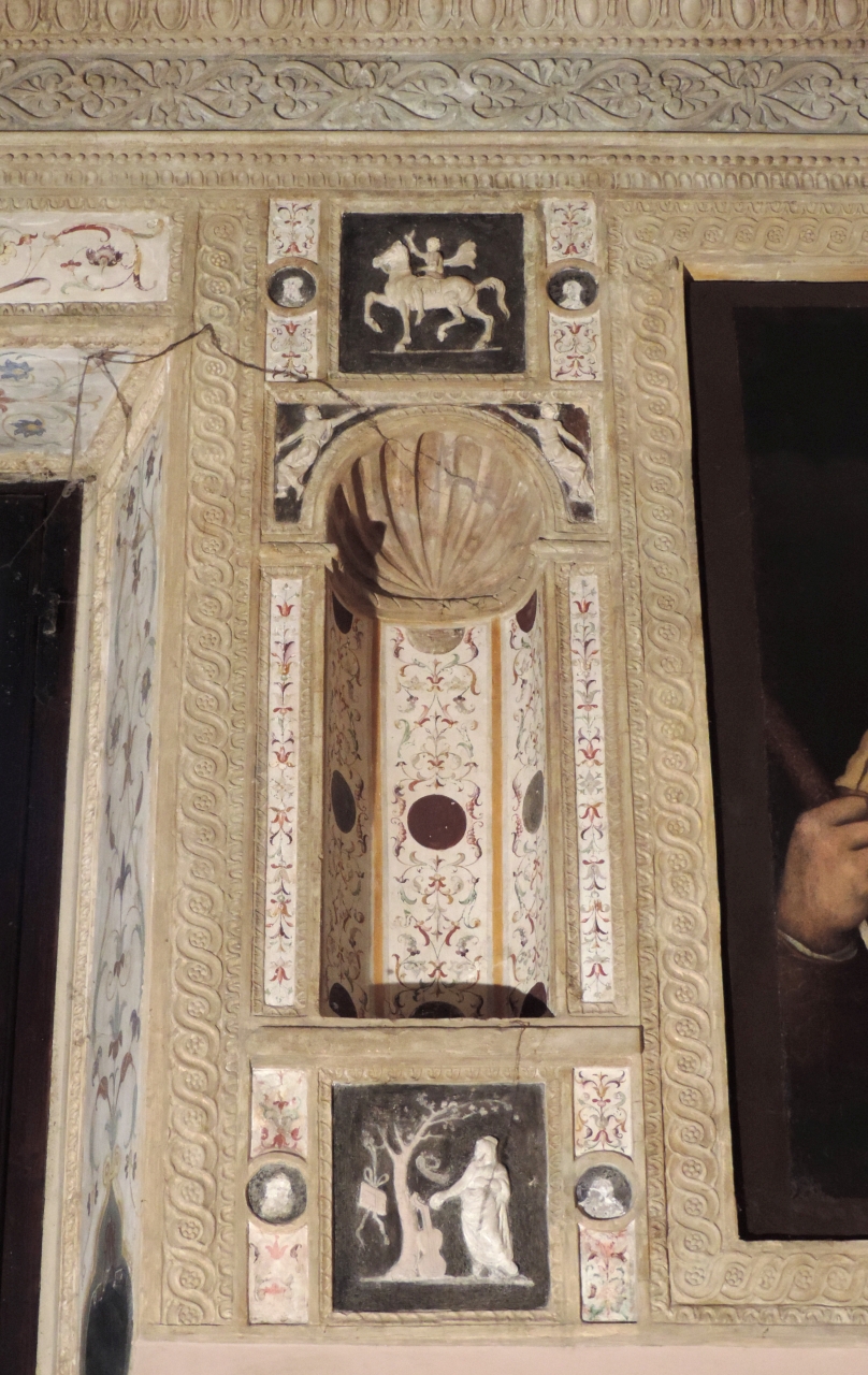 Imperatore in trionfo (?) (decorazione plastico-pittorica) di Giulio Romano, Anselmo Guazzi (attribuito), Andrea Conti (attribuito), Conti Biagio (attribuito) (secondo quarto sec. XVI)