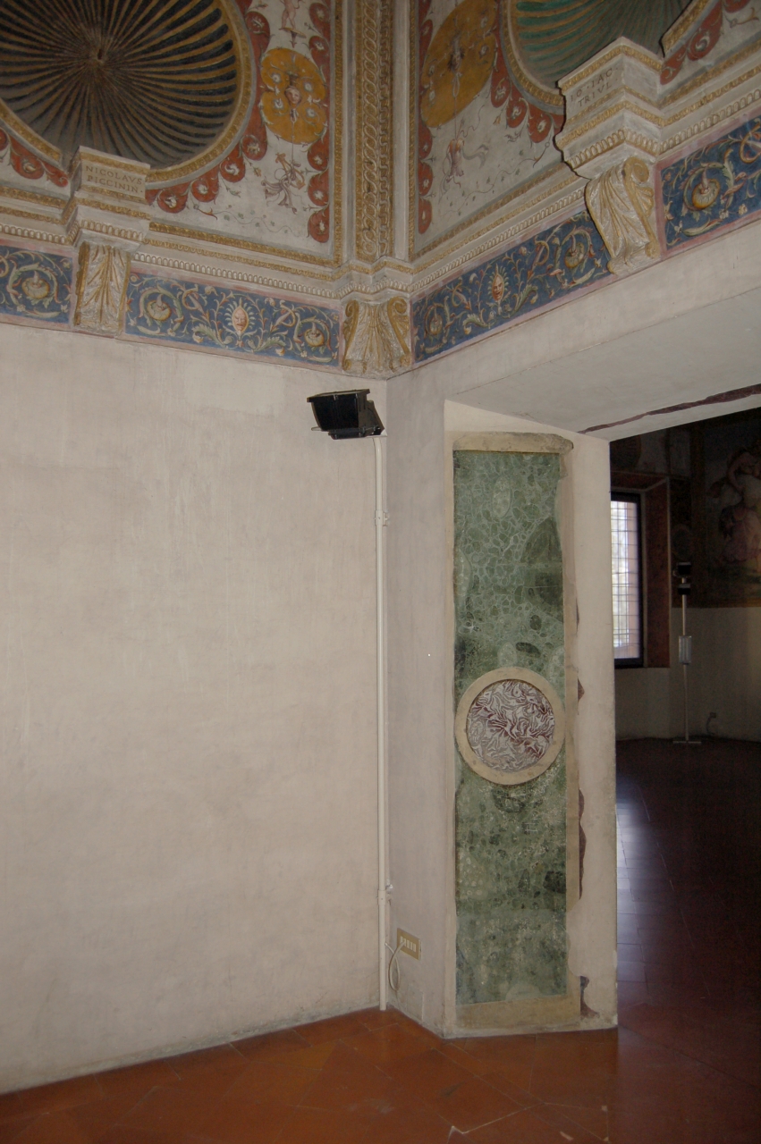 Motivi decorativi a finti marmi venati (decorazione pittorica, frammento) di Giulio Romano, Giulio Romano (bottega) (secondo quarto sec. XVI)