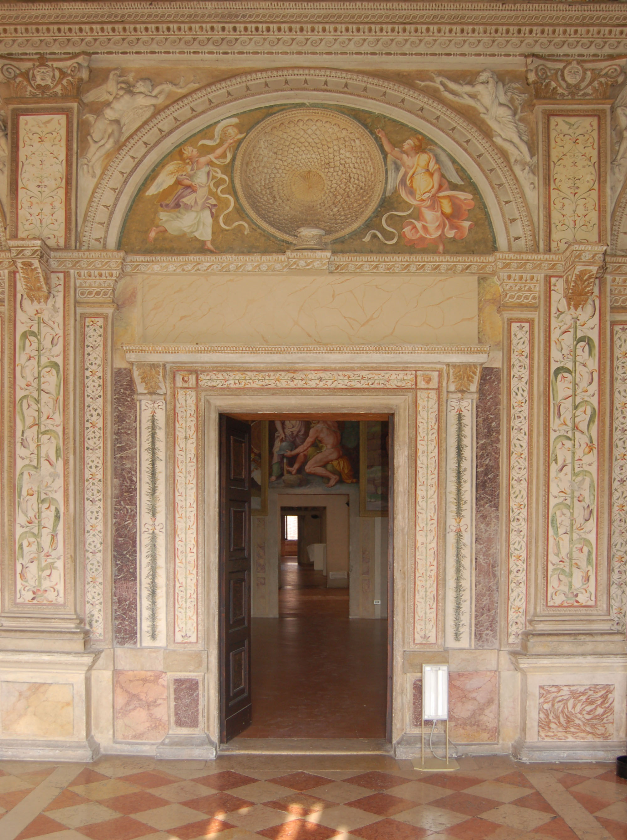 Novembre e Dicembre (decorazione plastico-pittorica) di Giulio Romano, Giulio Romano (bottega), Giulio Romano (cerchia), Scultori Giovanni Battista detto Giovanni Battista Mantovano (sec. XVI)