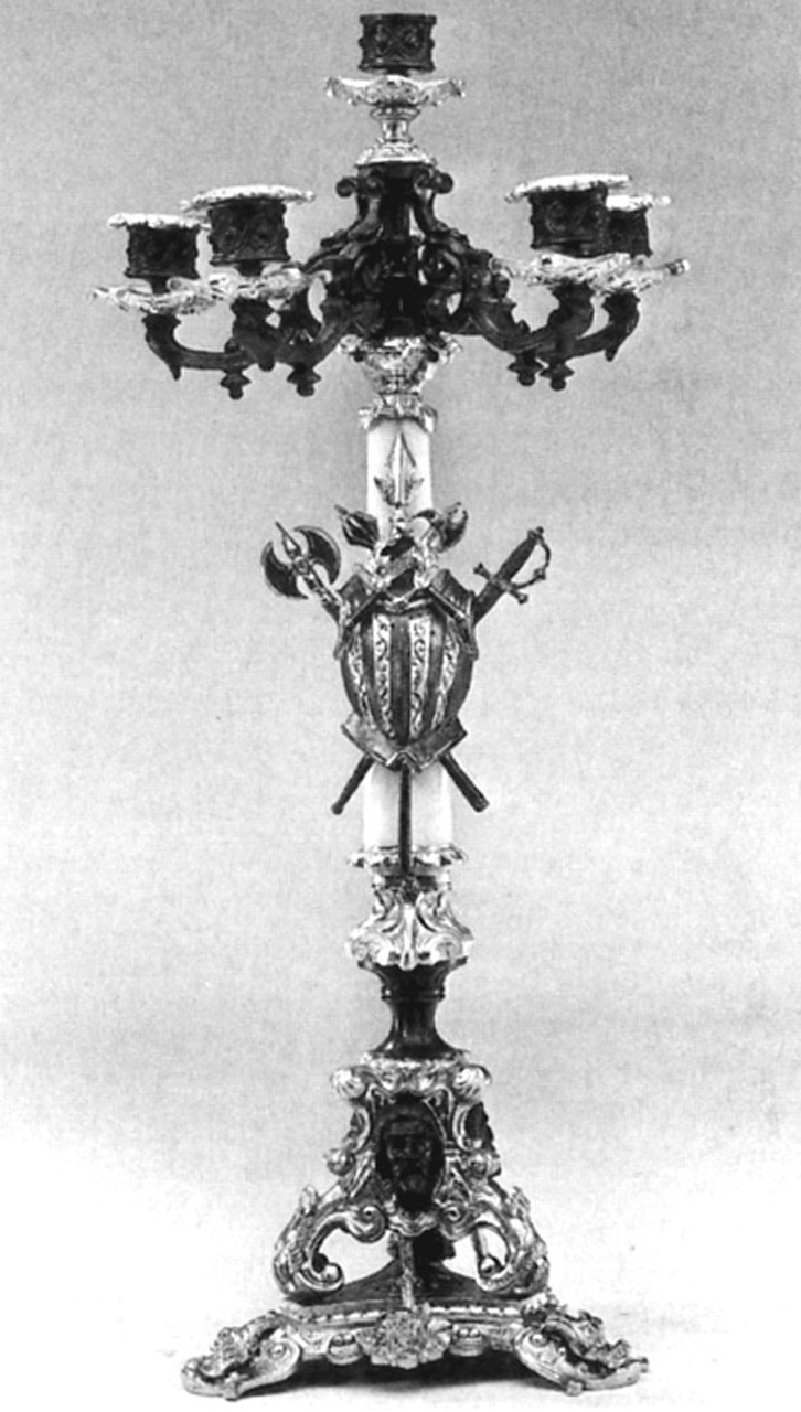 trofeo di armi (candeliere, coppia) - manifattura francese (secondo quarto sec. XIX)