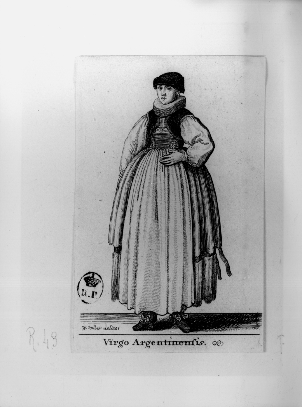 Virgo Argentinensis, figura femminile in costume della Germania settentrionale (stampa smarginata, serie) di Hollar Wenzel (secondo quarto sec. XVII)