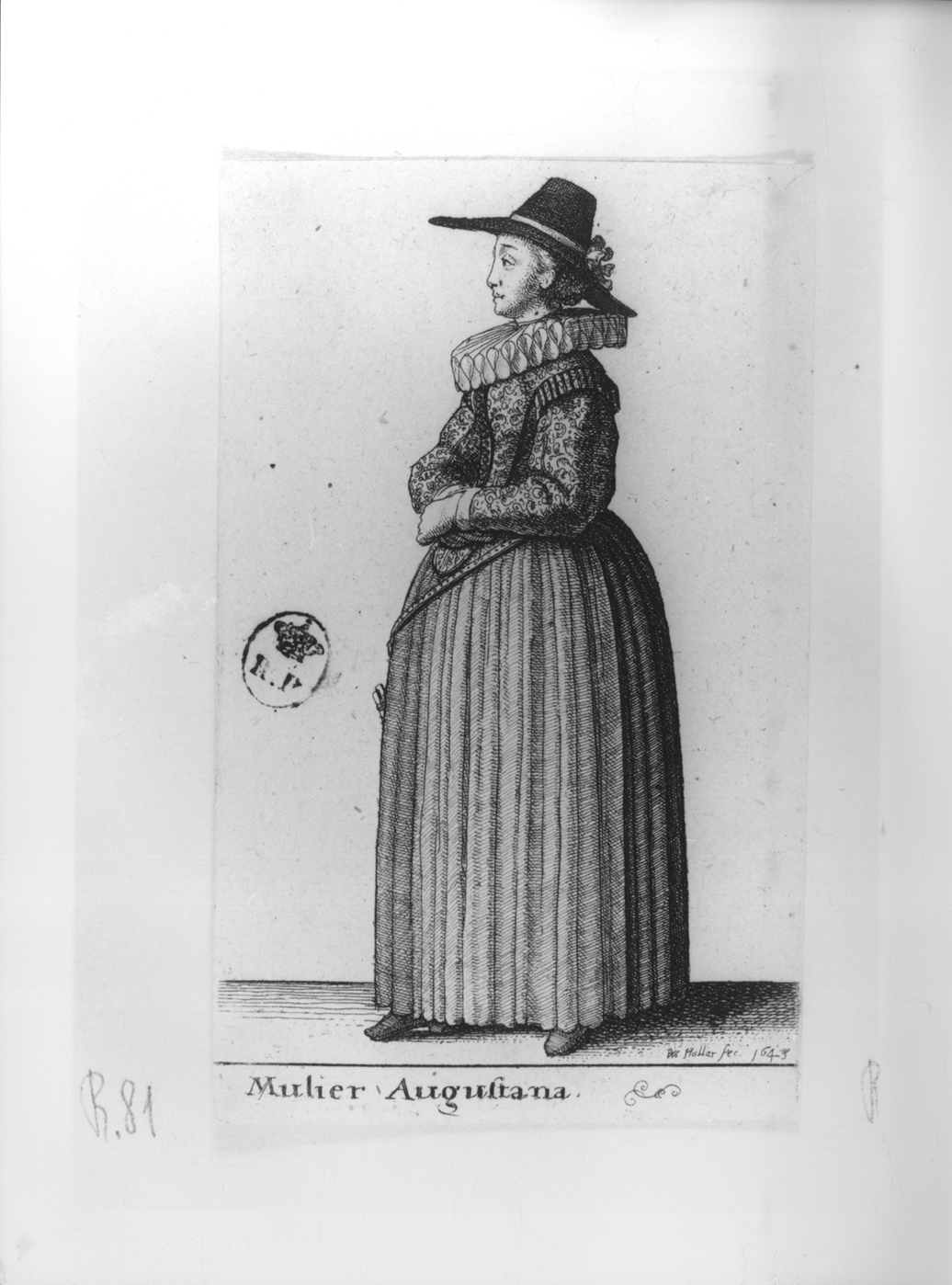 Mulier Augustana, figura femminile in costume tedesco (stampa smarginata, serie) di Hollar Wenzel (secondo quarto sec. XVII)