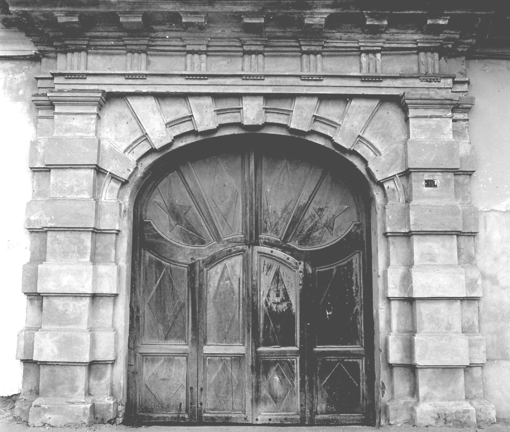 portone, opera isolata - bottega piemontese (prima metà sec. XIX)