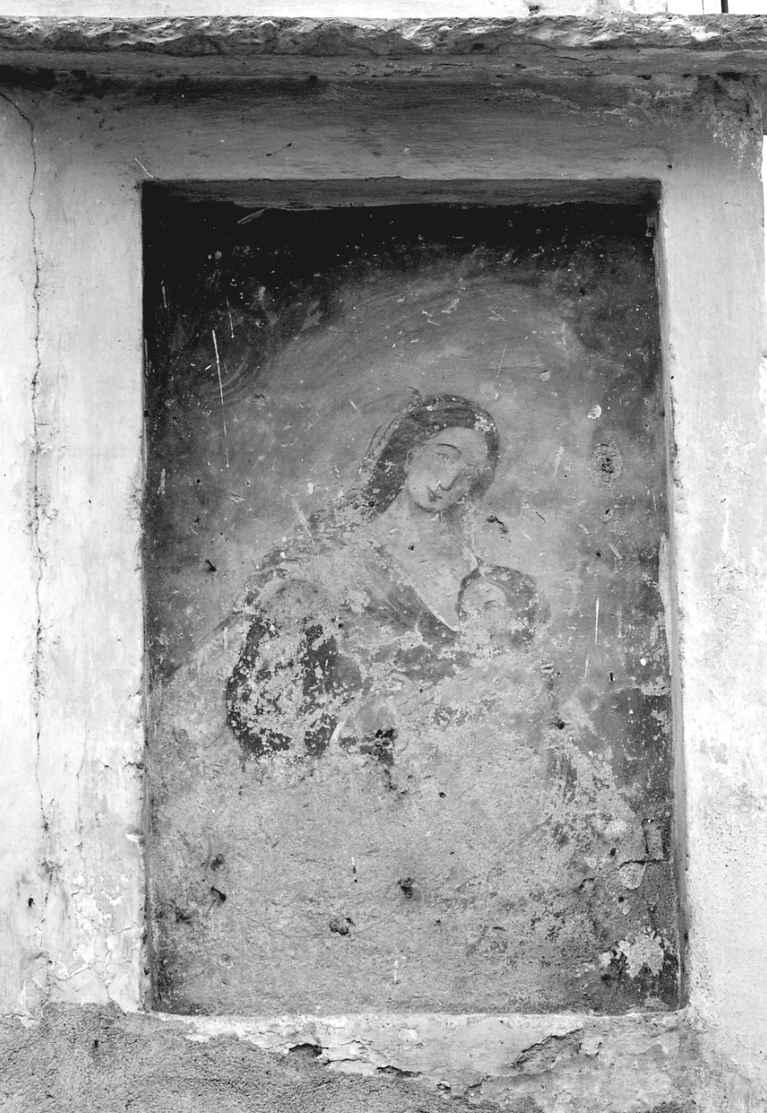 MADONNA CON BAMBINO (dipinto murale, opera isolata) - ambito piemontese (sec. XX)