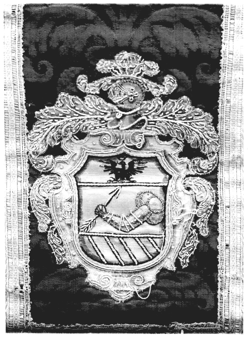 stemma gentilizio (decorazione a ricamo, elemento d'insieme) - manifattura italiana (prima metà sec. XVII)