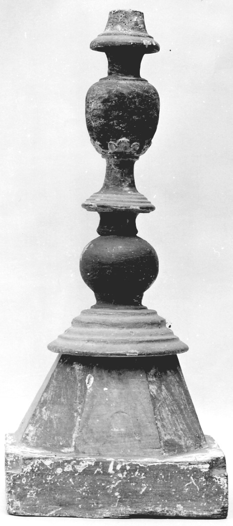 candeliere, opera isolata - bottega della Valsesia (sec. XIX)