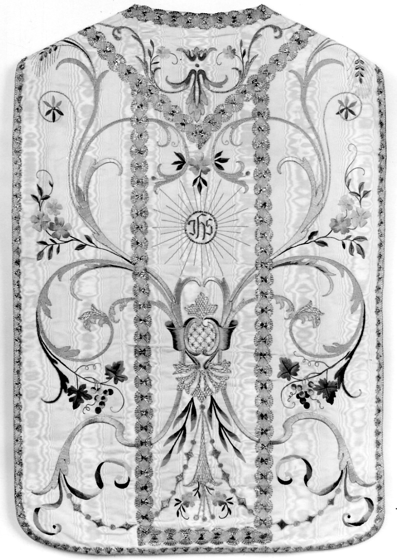 monogramma cristologico (pianeta, elemento d'insieme) - manifattura italiana (prima metà sec. XX)