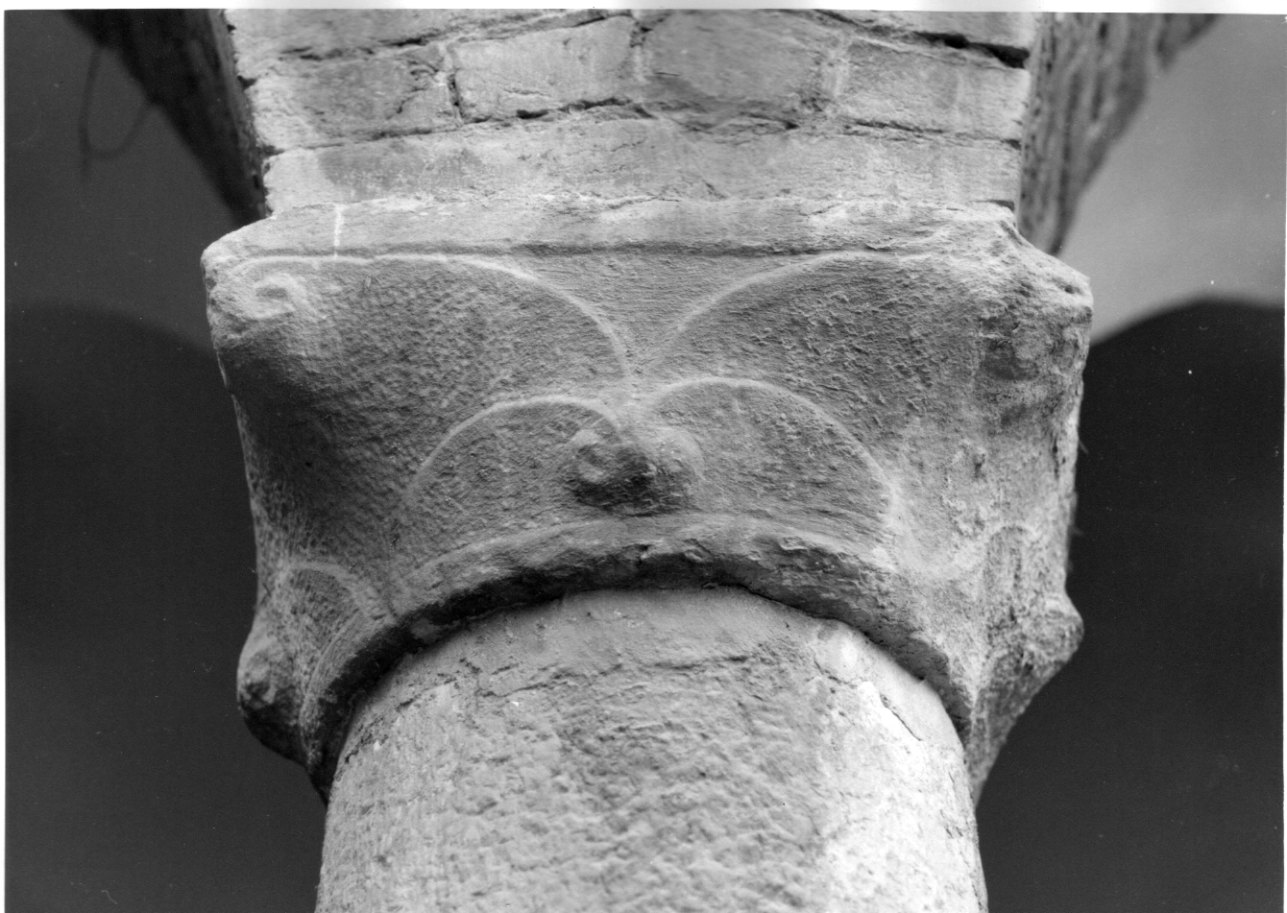 capitello, serie - ambito ligure-piemontese (sec. XIV)