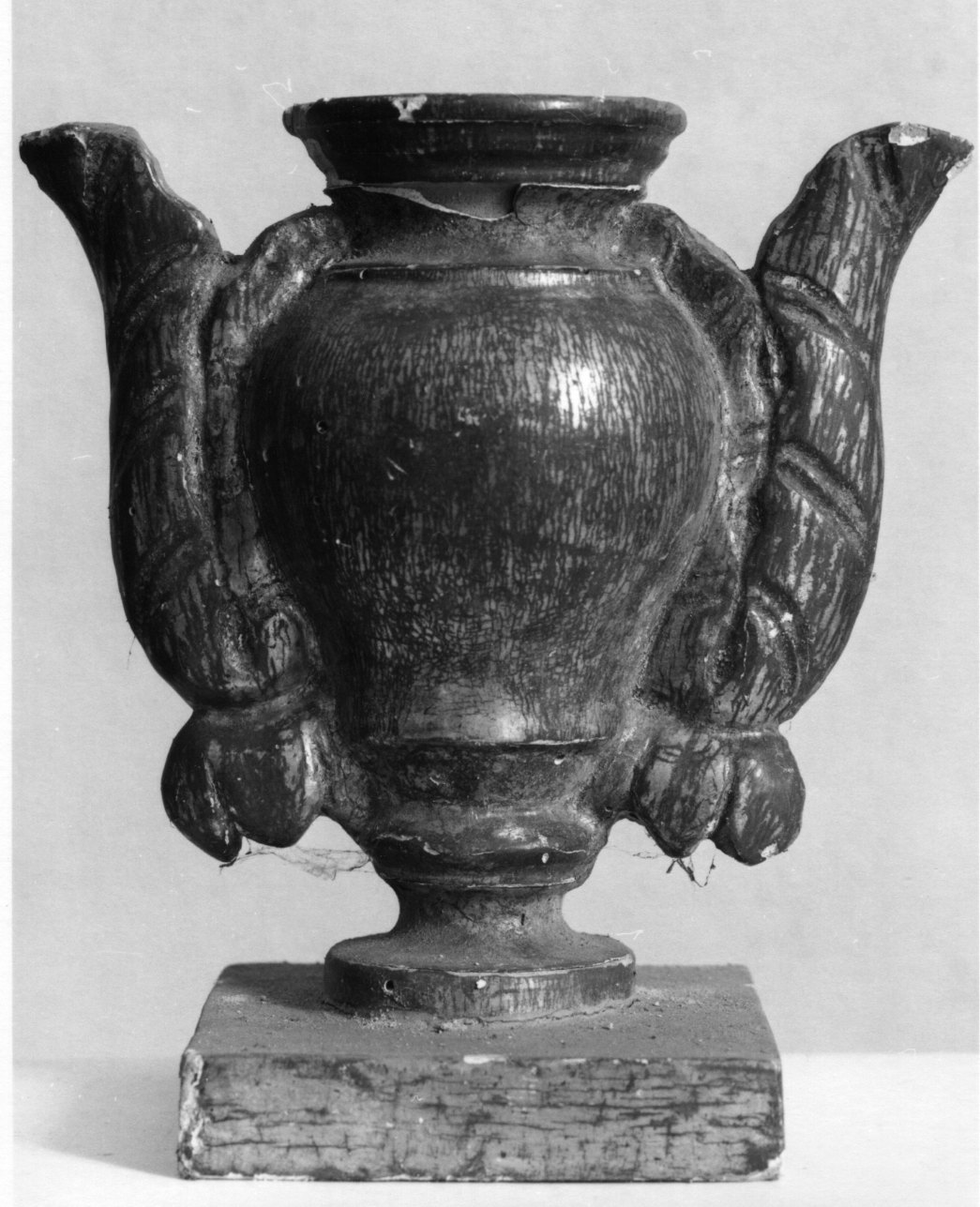 vaso d'altare, serie - bottega piemontese (inizio sec. XIX)