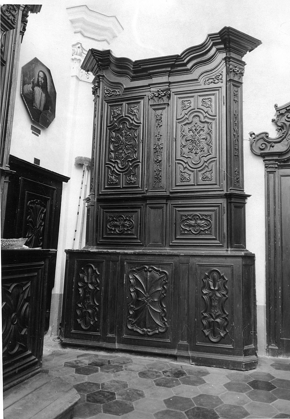 armadio da sacrestia, opera isolata - ambito ligure-piemontese (seconda metà sec. XVIII)