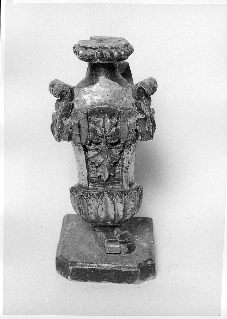 vaso d'altare, serie - ambito ligure-piemontese (secondo quarto sec. XIX)