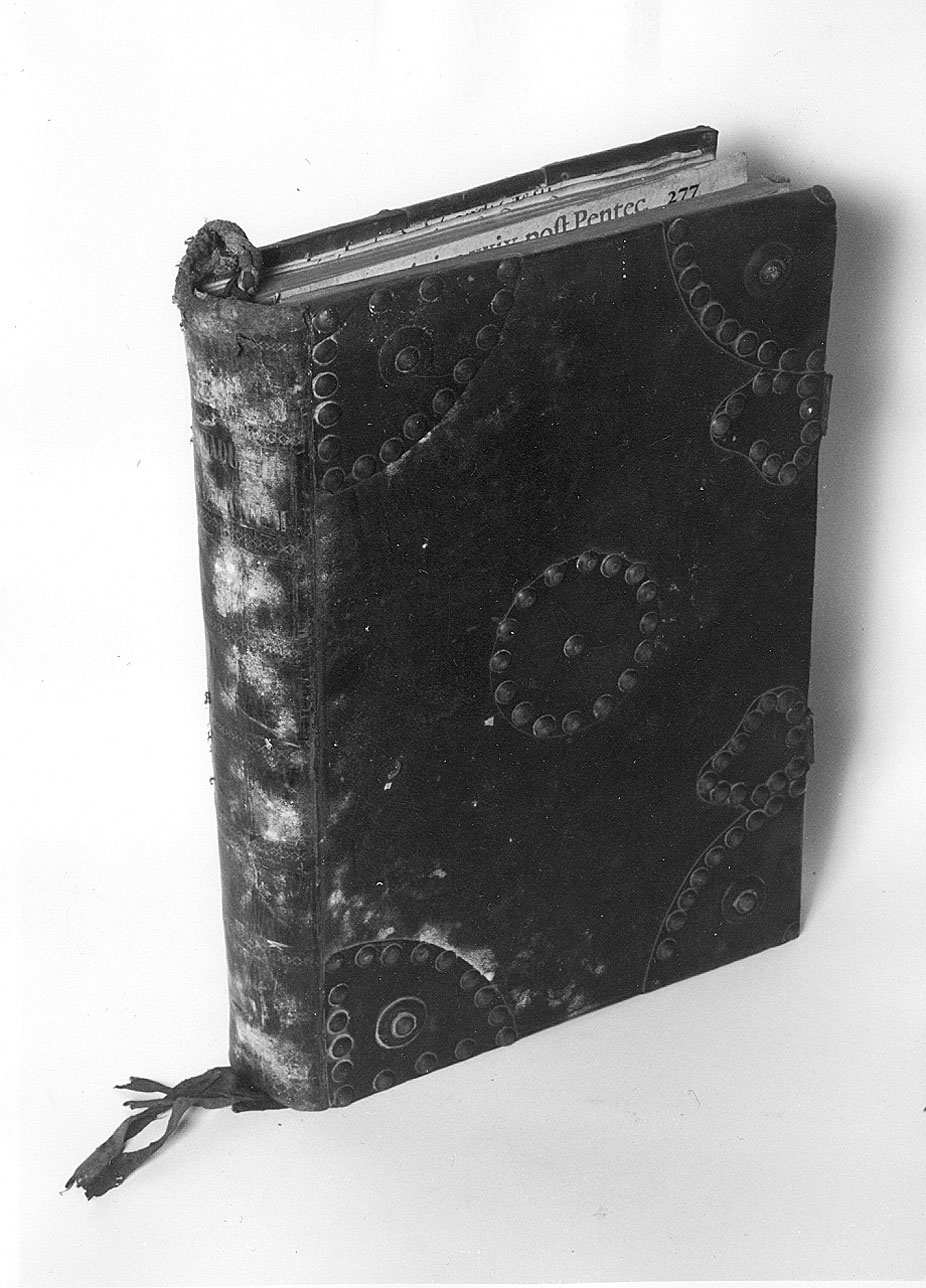 coperta di libro liturgico, opera isolata - bottega veneziana (?) (sec. XVIII)