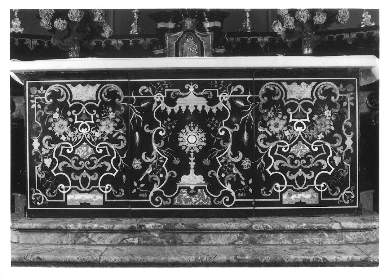 paliotto, elemento d'insieme di Solari (bottega) (terzo quarto sec. XVIII)