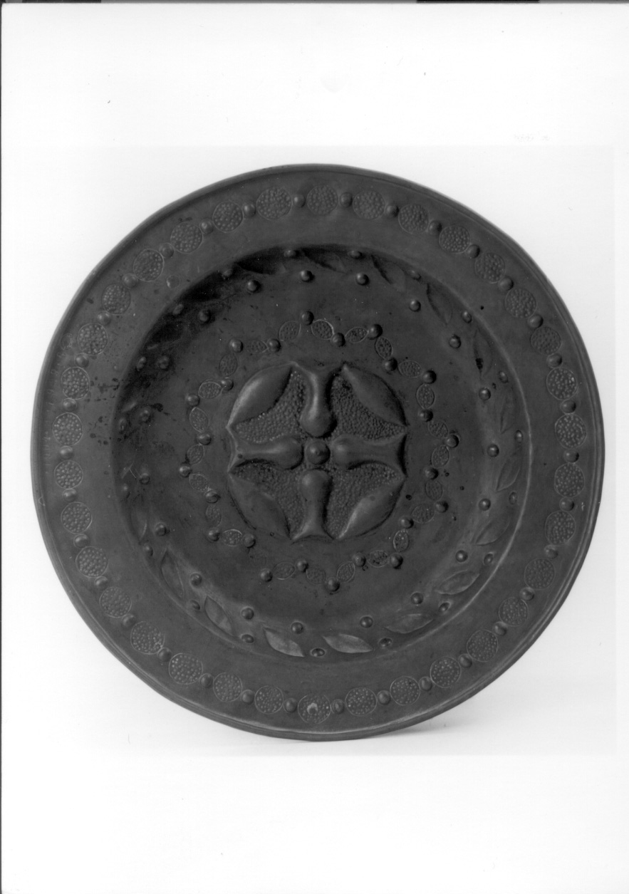 piatto per elemosine - manifattura italiana (prima metà sec. XX)