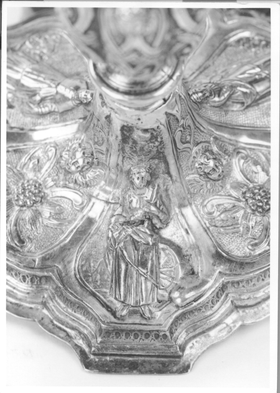 Santa Caterina d'Alessandria (decorazione plastica) di Bertarelli Fratelli Ditta (fine sec. XIX)