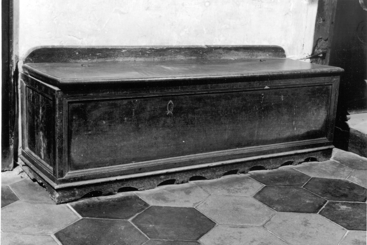 cassapanca, opera isolata - ambito piemontese (prima metà sec. XIX)