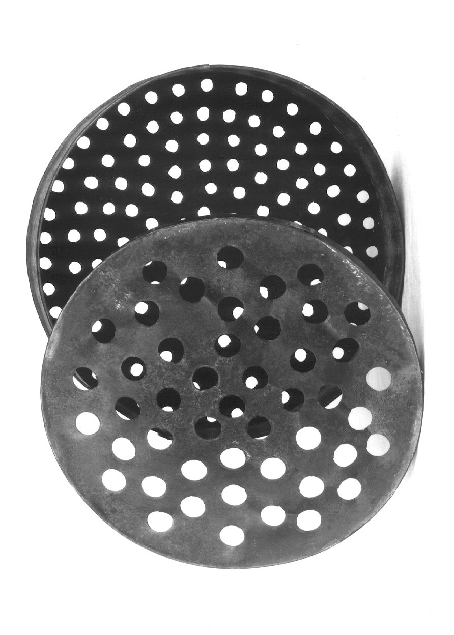 setaccio, opera isolata - bottega piemontese (seconda metà sec. XX)