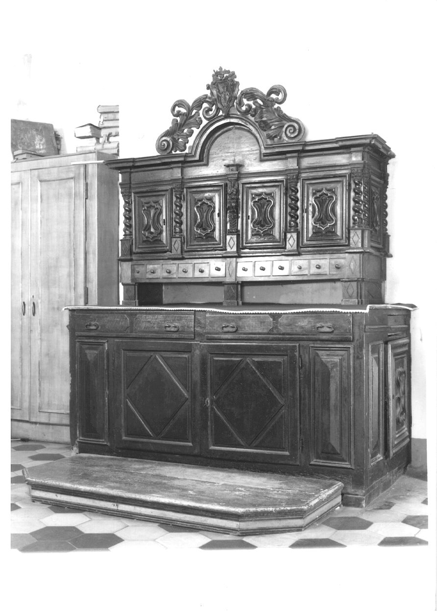 armadio da sacrestia, opera isolata - bottega piemontese (fine/ inizio, seconda metà secc. XVII/ XVIII, sec. XX)