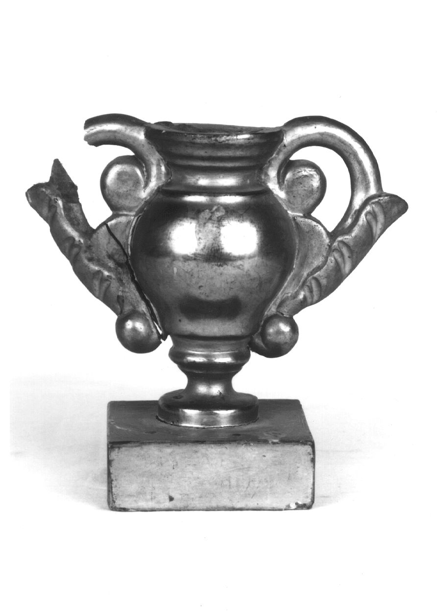 vaso d'altare, serie - bottega piemontese (seconda metà sec. XIX)