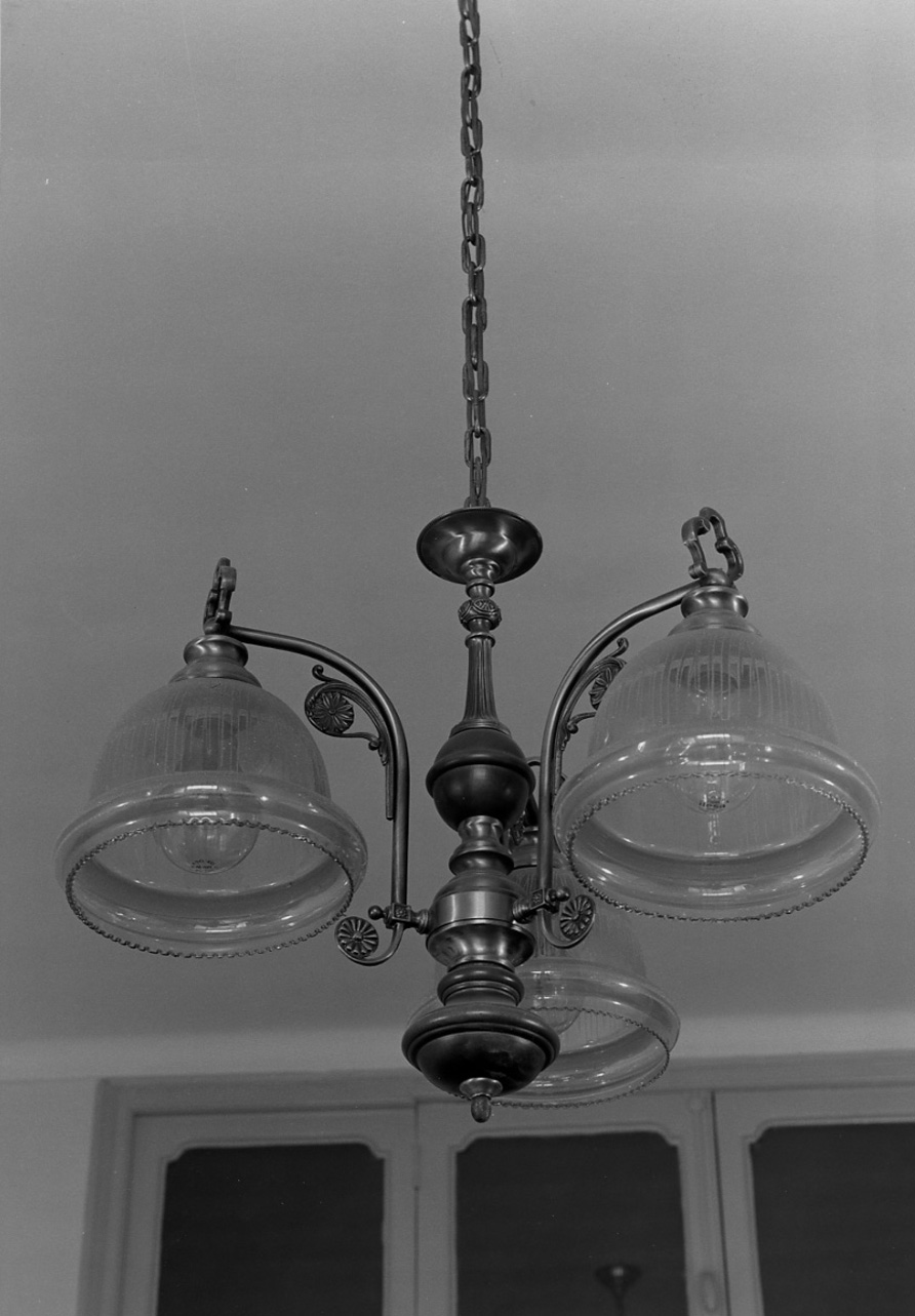 lampadario - a bracci, opera isolata - produzione italiana (inizio sec. XX)