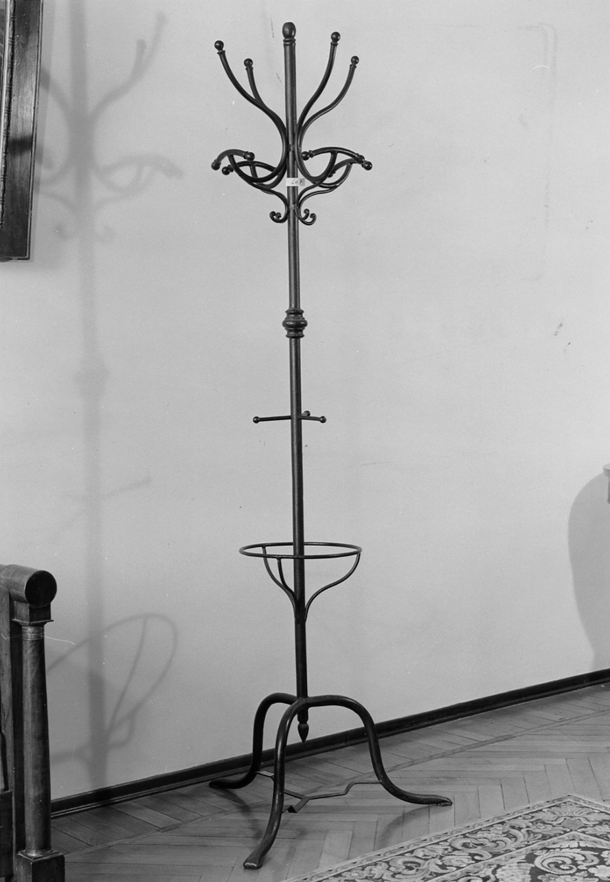 attaccapanni - ad asta, serie - produzione piemontese (inizio sec. XX)