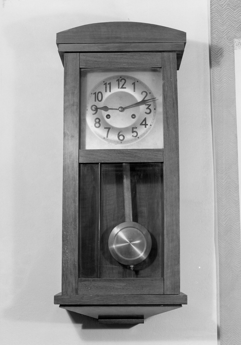 pendola da parete, opera isolata - manifattura piemontese (inizio sec. XX)