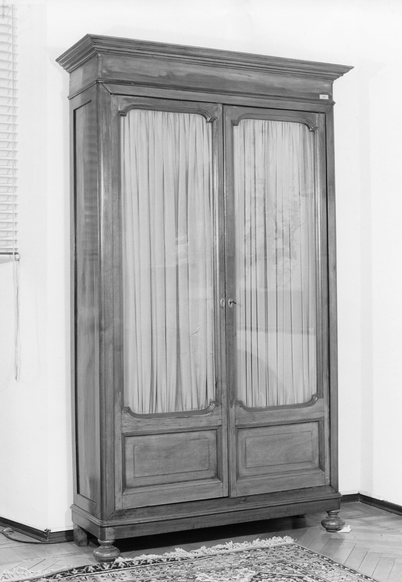 armadio, opera isolata - ambito piemontese (inizio sec. XX)