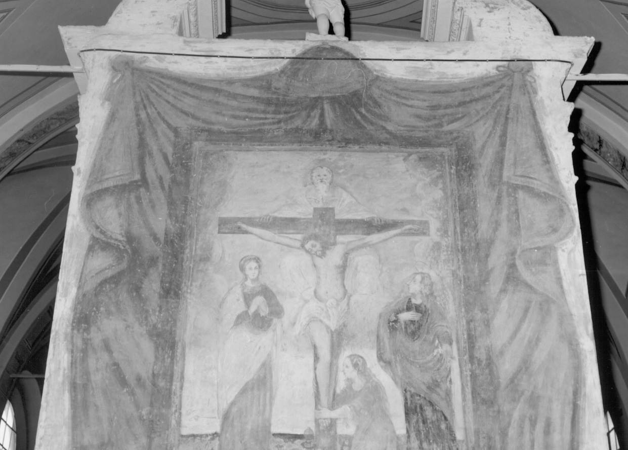 CROCIFISSIONE DI CRISTO (dipinto murale, opera isolata) - ambito piemontese (prima metà sec. XVII, sec. XIX)