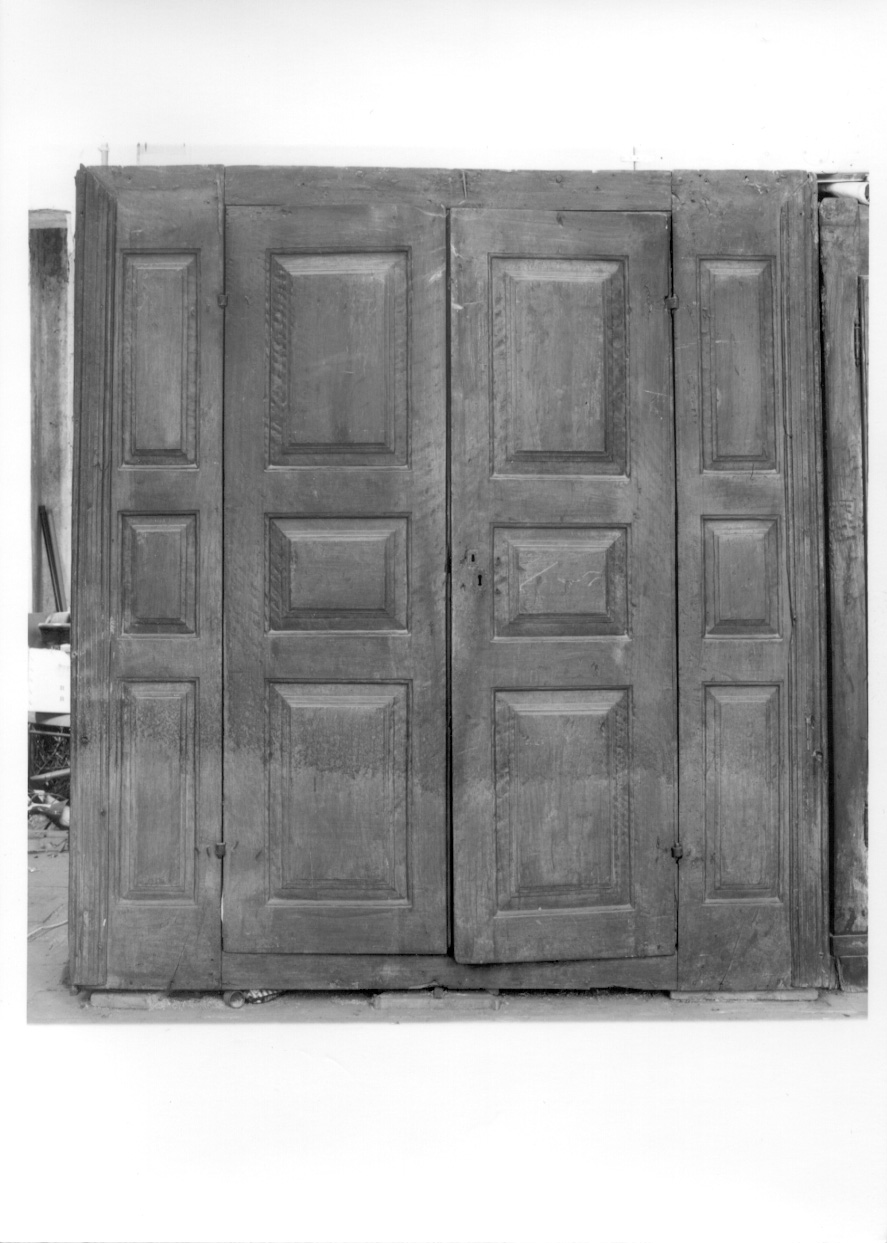 armadio, opera isolata - bottega piemontese (prima metà sec. XIX)