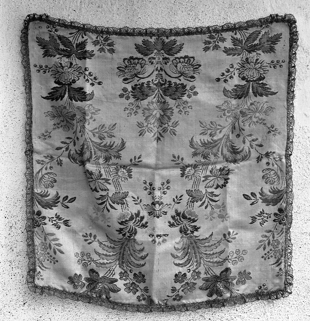 velo di calice, opera isolata - manifattura italiana (terzo quarto sec. XVIII)