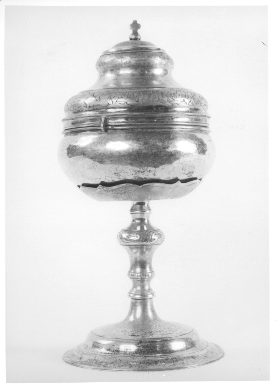 pisside, opera isolata - bottega piemontese (primo quarto sec. XX)