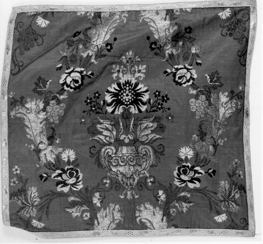 velo di calice, elemento d'insieme - manifattura italiana (sec. XIX)