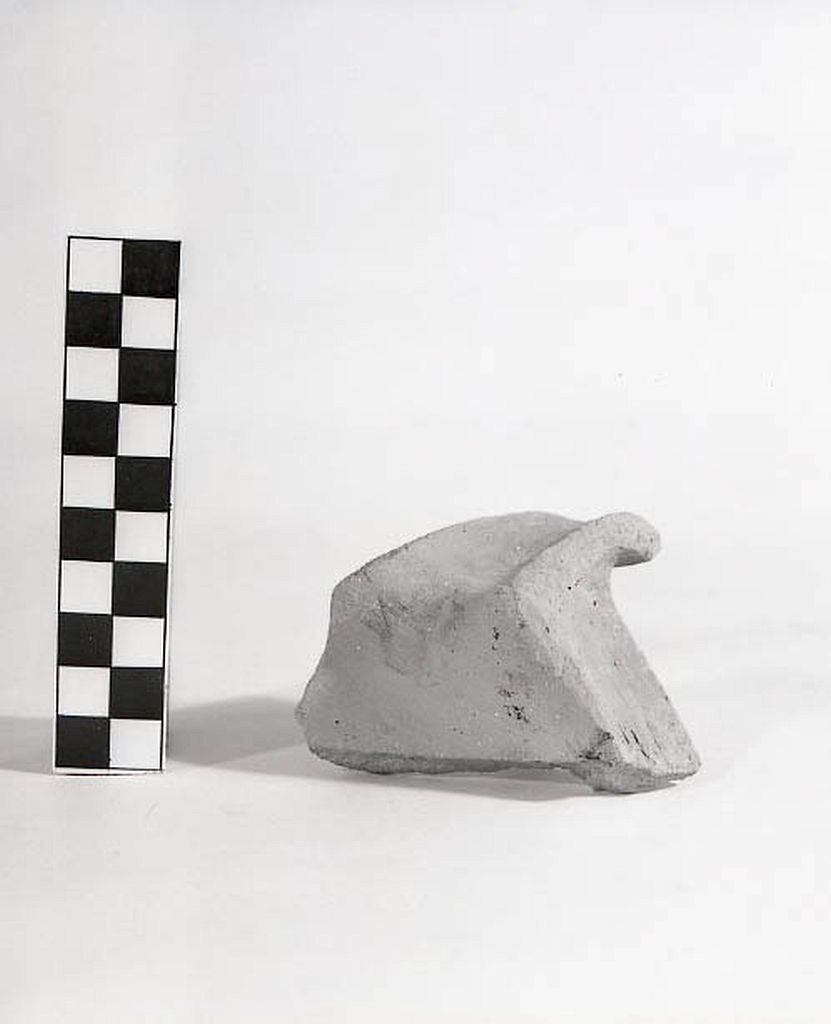 mortaio/ orlo - produzione apula (secc. III/ II a.C. (?))