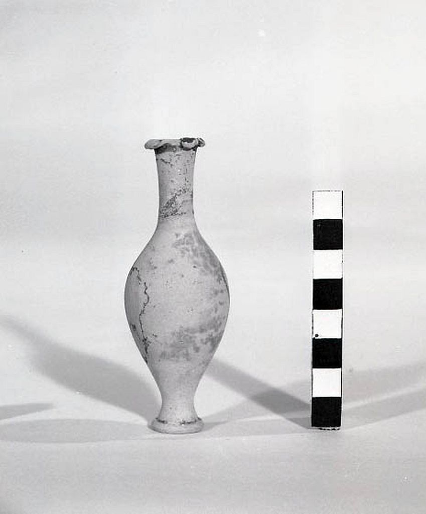 UNGUENTARIO, Forti, tra i tipi IV e V - produzione apula (secc. III/ II a.C)