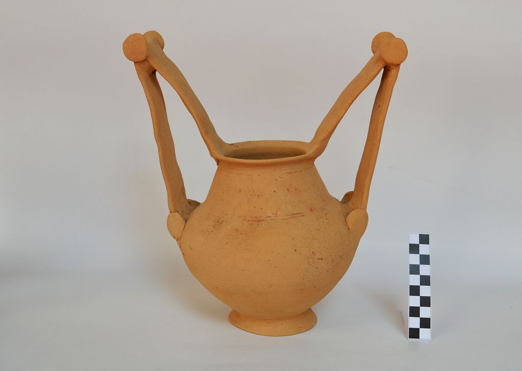 TROZZELLA - produzione messapica (sec. IV a.C)