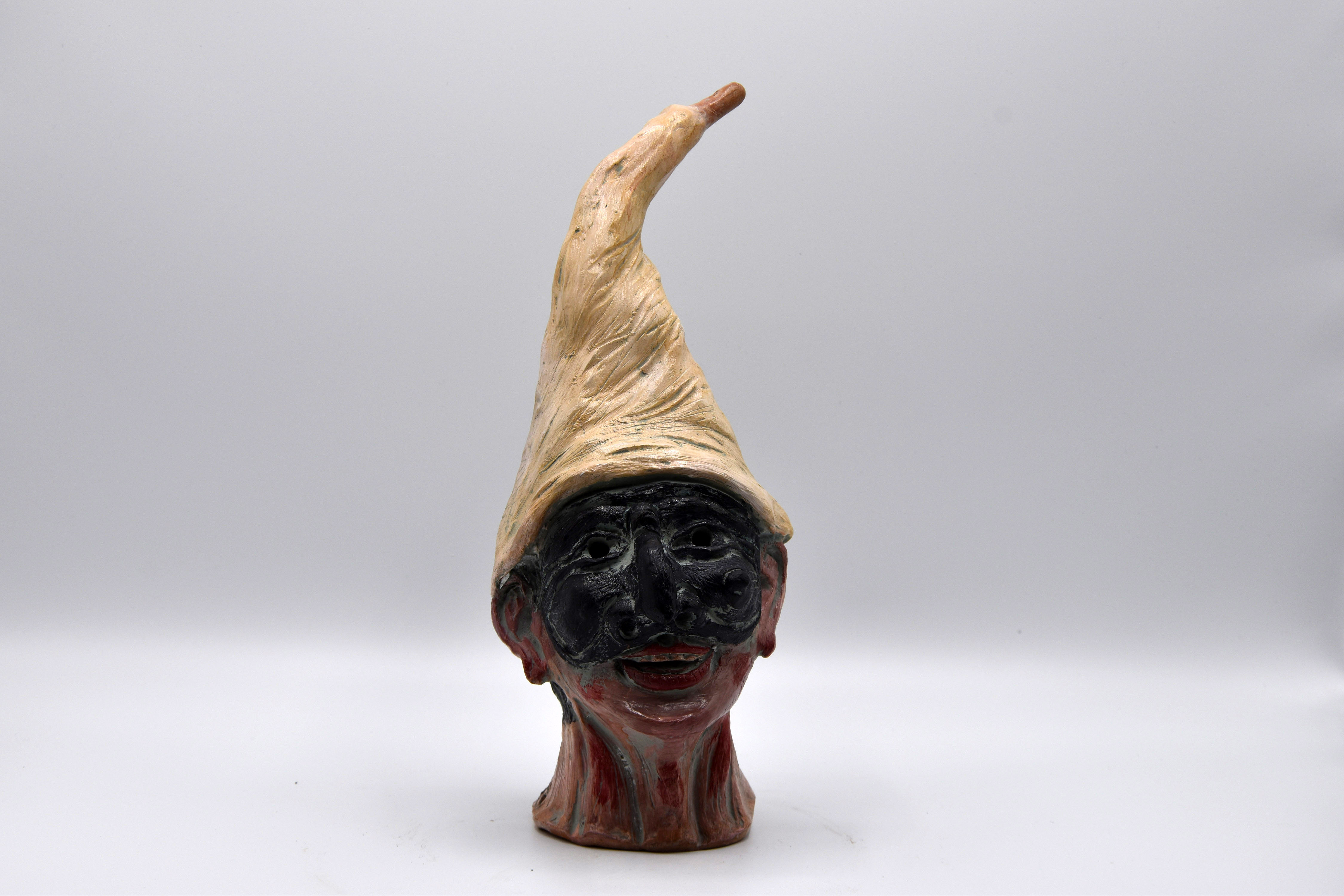 Pulcinella fischia, Pulcinella (fischietto, a fessura interna, strumenti musicali) di Esposito Lello ((figulo) ceramista) - laboratorio
