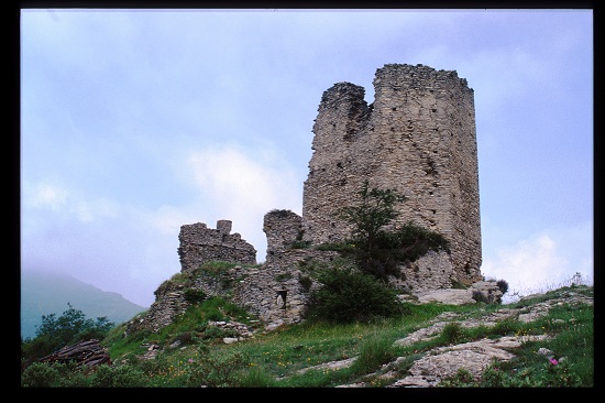 CASTELLO DI AQUILA D'ARROSCIA (struttura di fortificazione, castello militare) - Aquila d'Arroscia (IM)  (XII)