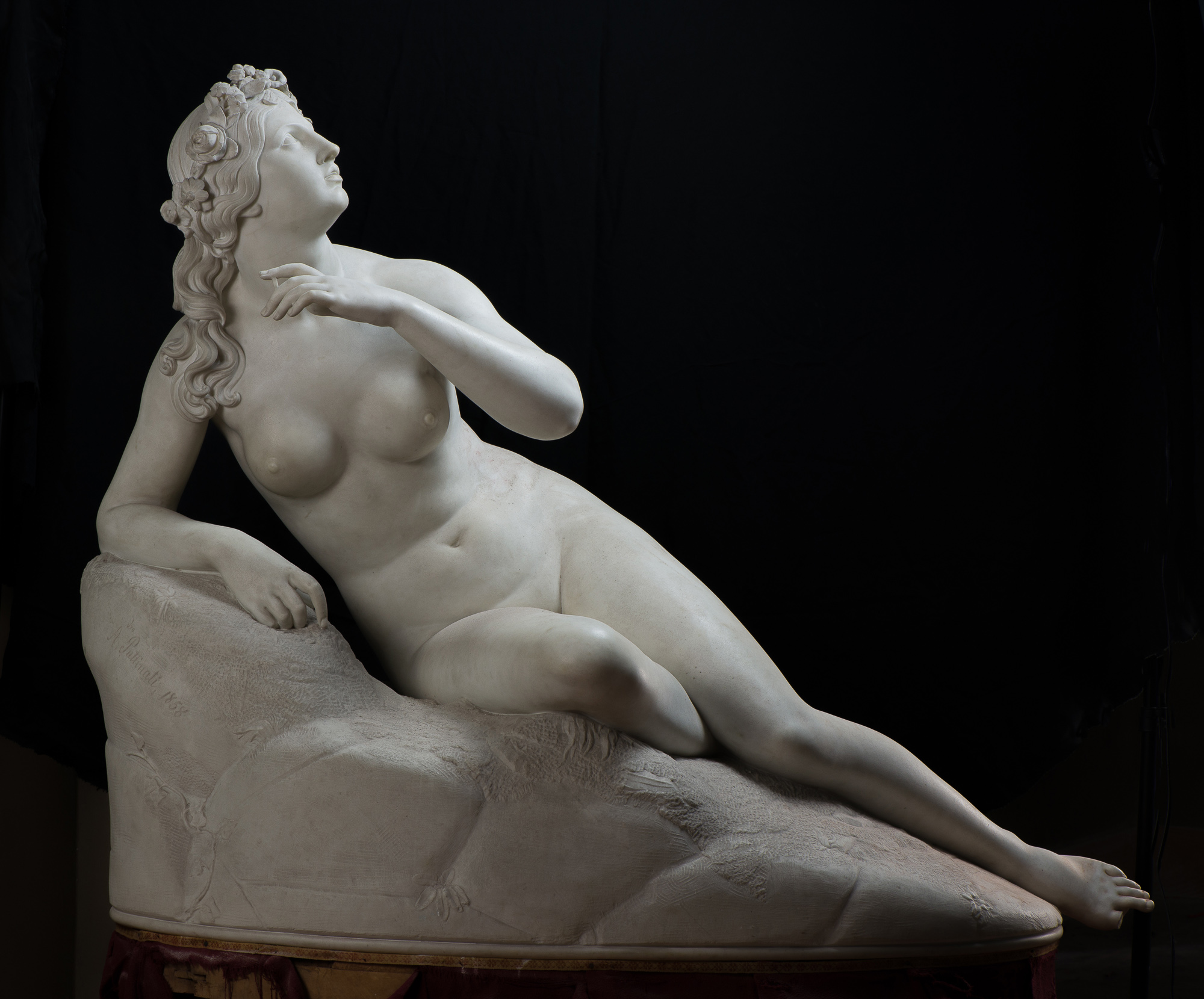 La contemplante o La contemplazione, Donna distesa (scultura) di Puttinati, Alessandro - ambito italiano (seconda metà XIX)