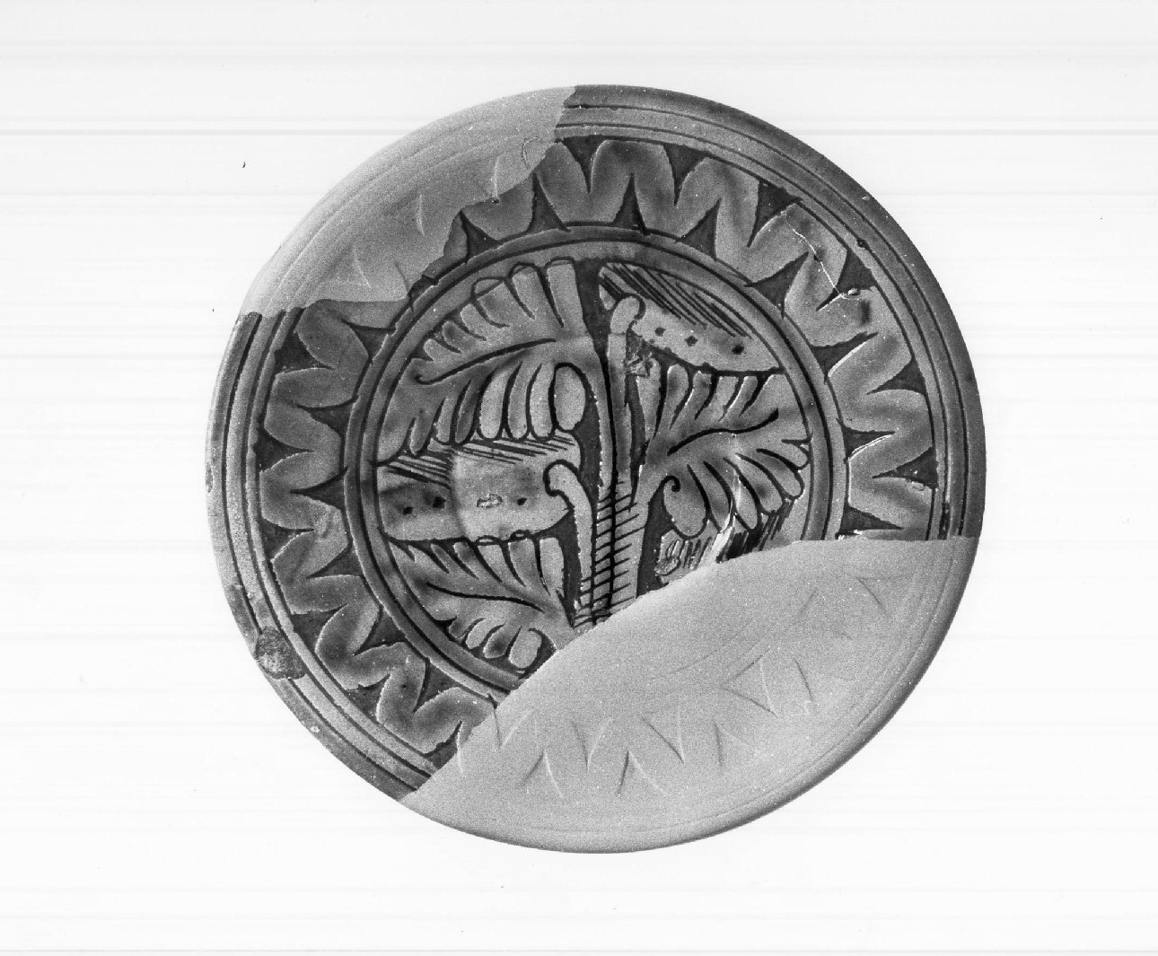 piatto, frammento - bottega mantovana (sec. XVI)