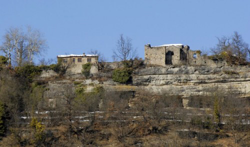 GROTTE SOTTO IL CASTELLO DI CENGIO (insediamento, insediamento rupestre) - Cengio (SV)  (Medioevo)