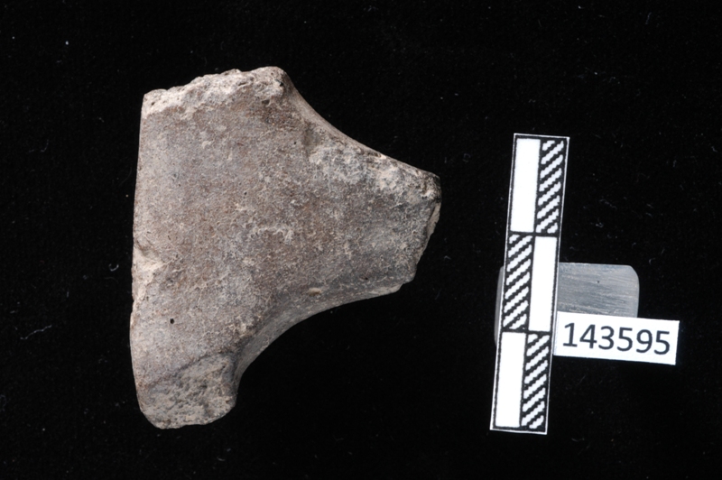 vaso di forma aperta/ansa (VIII sec. a.C.-VII sec. a)