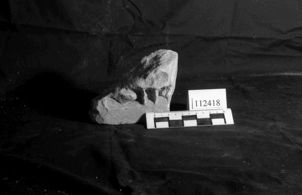 rivestimento ad intonaco/frammento (II sec. a.C)