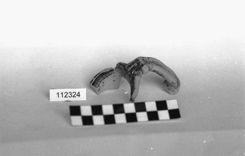 brocca/forma parzialmente ricostruibile 