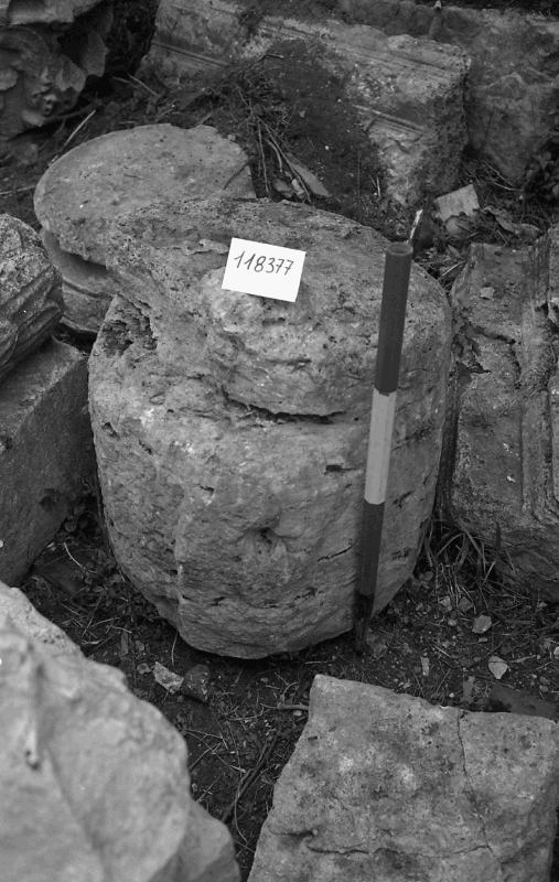 fusto liscio di colonna/frammento 