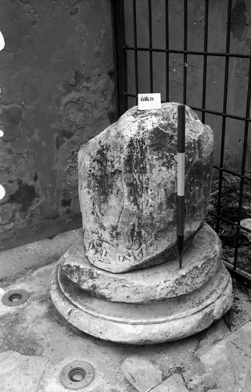 fusto scanalato di colonna/frammento (II sec. d.C)