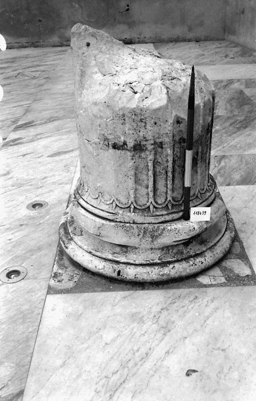 fusto scanalato di colonna/frammento (II sec. d.C)