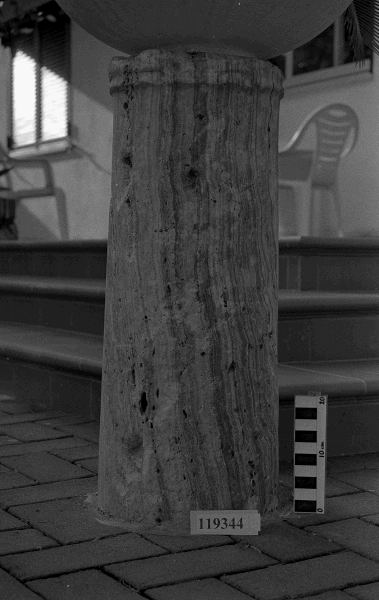 fusto liscio di colonna (I sec. a.C.-III sec. d.C)