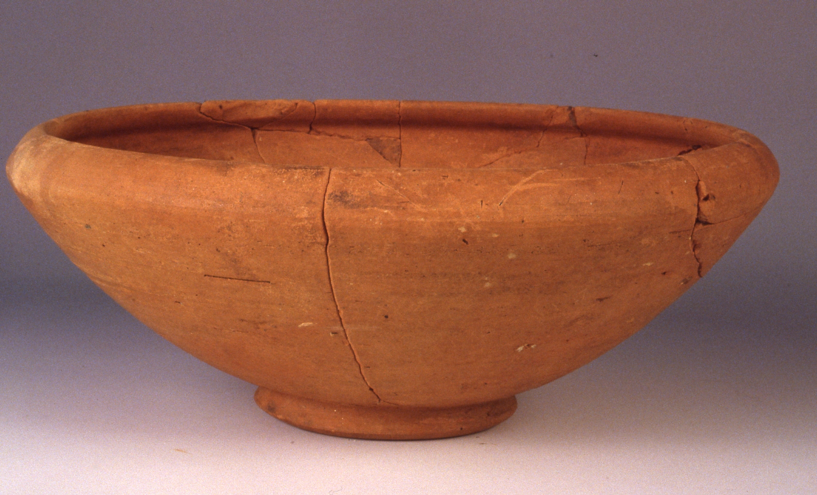 * (Ciotola-cinerario) - cultura di la Tène D1 (fine/inizio Sec. II/ I a.C)