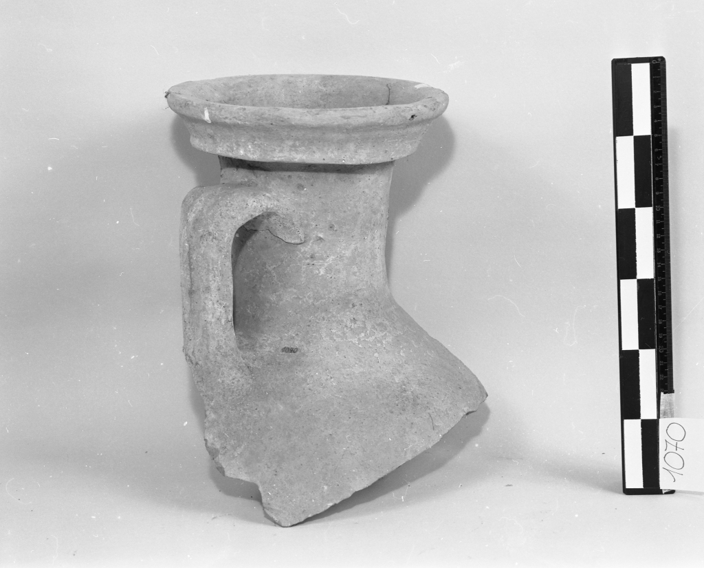 collo d'anfora, Dressel 9 (se. I d.C)
